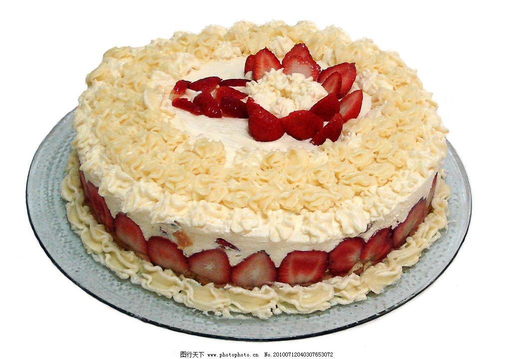 水果生日蛋糕 鲜奶 奶油 鲜奶生日蛋糕 奶油生日蛋糕 小花 夹心蛋糕 生日蛋糕 蛋糕 糕点 早点 水果 草莓 果酱 巧克力 甜品 干果 慕司 吃蛋糕 透明托盘 餐具 美食 传统美食 西餐美食 餐饮美食 摄影 72DPI JPG
