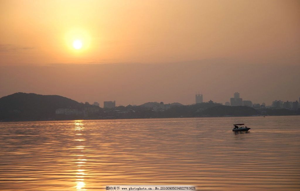 青山湖夕阳 山湖 夕阳 傍晚 湖水 意境 青山湖风光 自然风景 自然景观