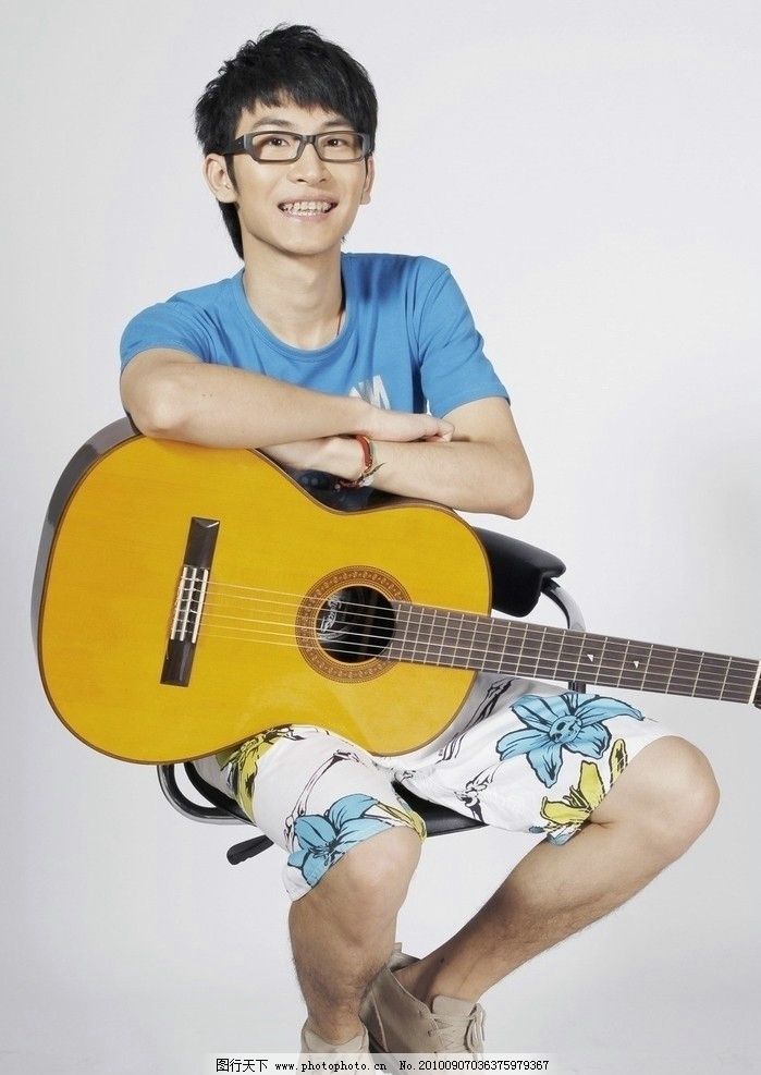 2010快男谭杰希图片