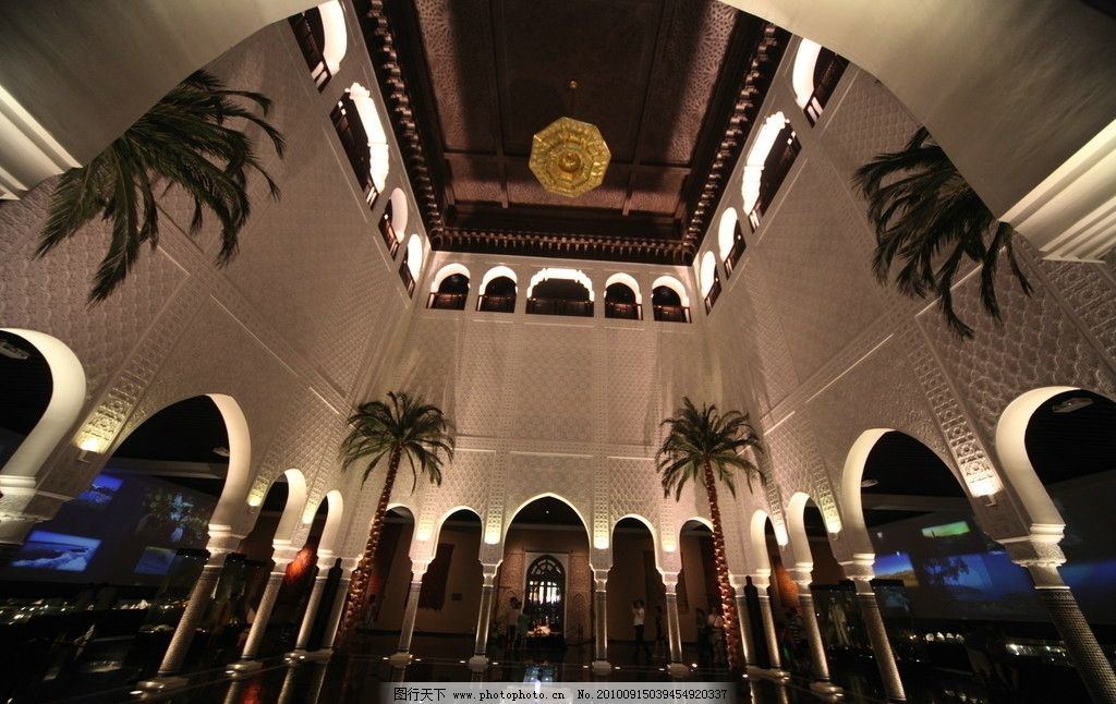 世博会摩洛哥室内景观 室内 建筑 欧式 摩洛哥 广角 透视 世博会 上海世博 宏伟 摄影 横构图 椰树 热带 教堂 宗教 王国 摄影图库 建筑摄影 建筑园林 72DPI JPG